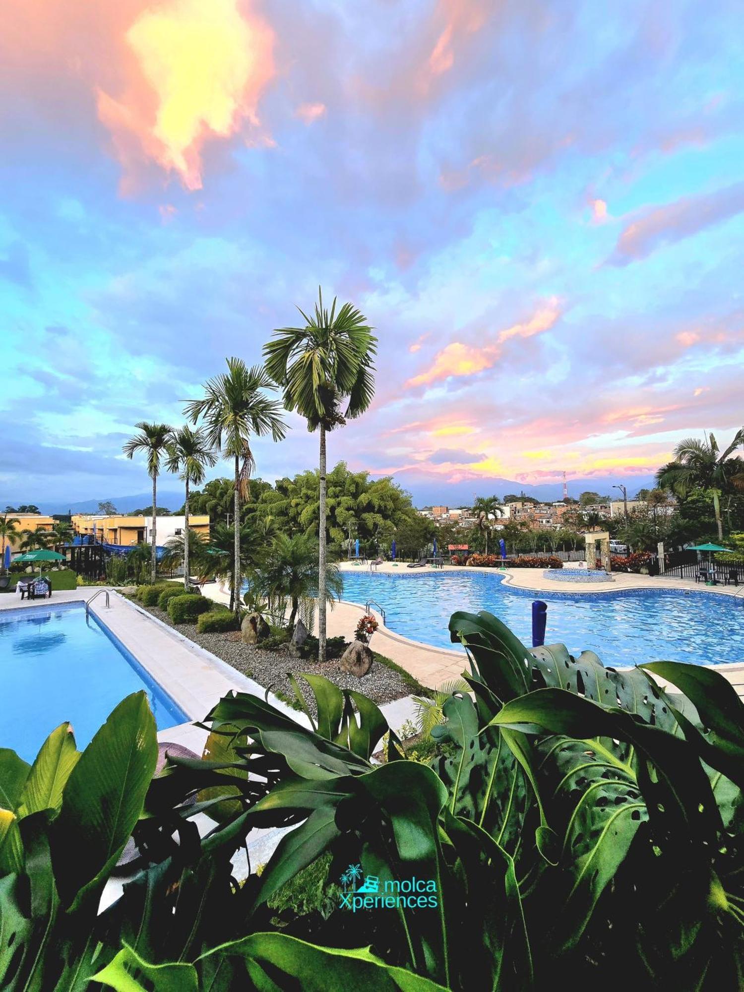 Apartamento Privado Vacacional A 5M Del Aeropuerto, 20 Minutos Del Parque Del Cafe Y Centro De Armenia Con 4 Piscinas, 3 Jacuzzi, Sauna By Molca Xperiences 3H Exterior photo